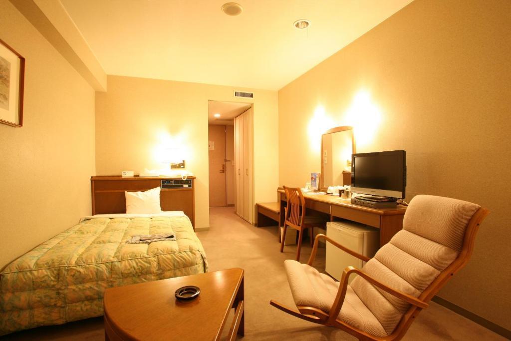 Tendo Central Hotel Værelse billede
